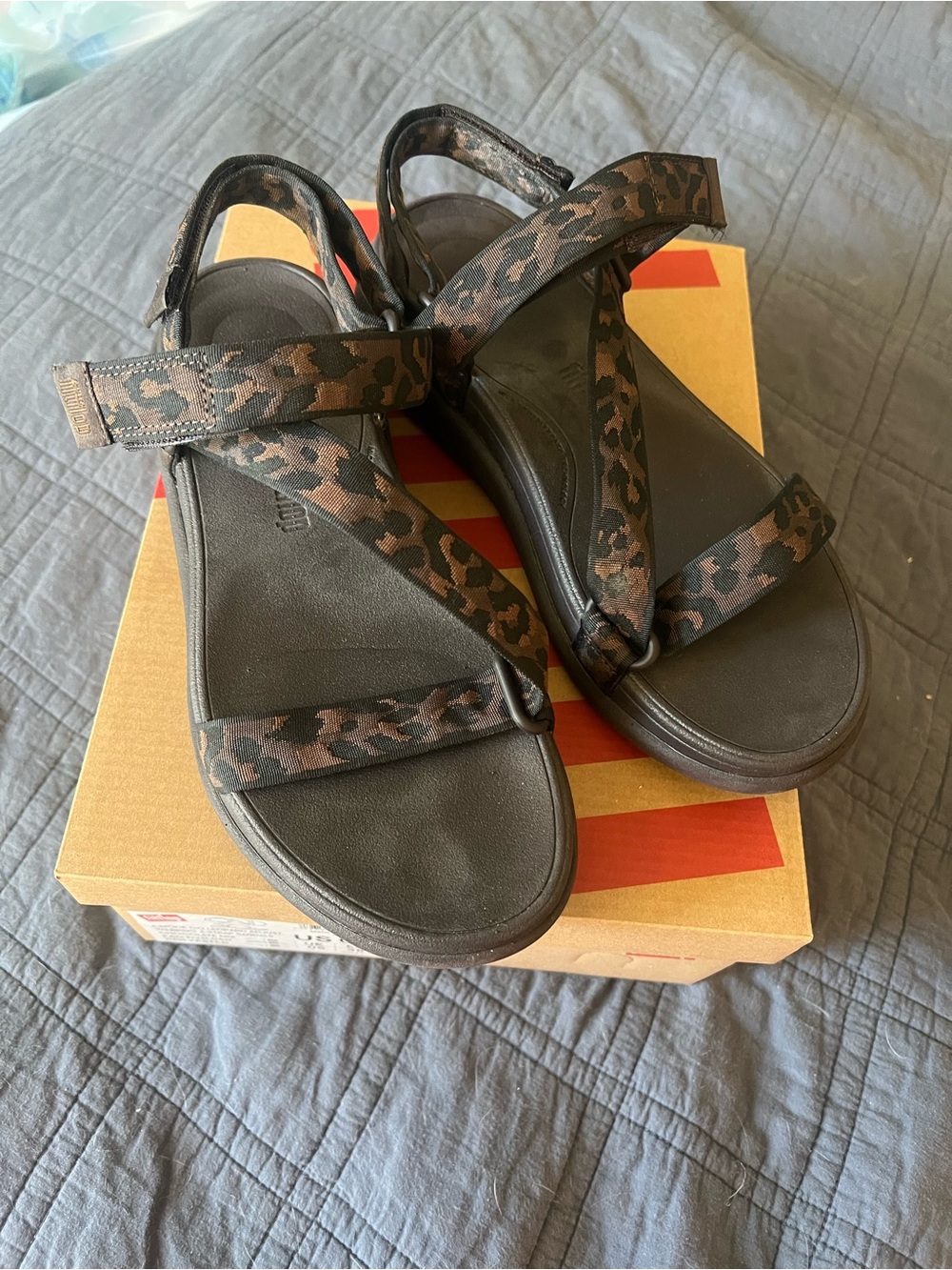 FitFlop F-Mode Go Leopard Z-Strap Sandals Chocolate Mix Size 7